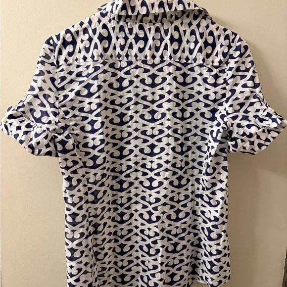 Ann Taylor Navy Blue and White Button Front Short Sleeve Top Size 10 - Picture 4 of 8